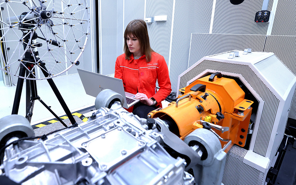 Acoustic brake test bench