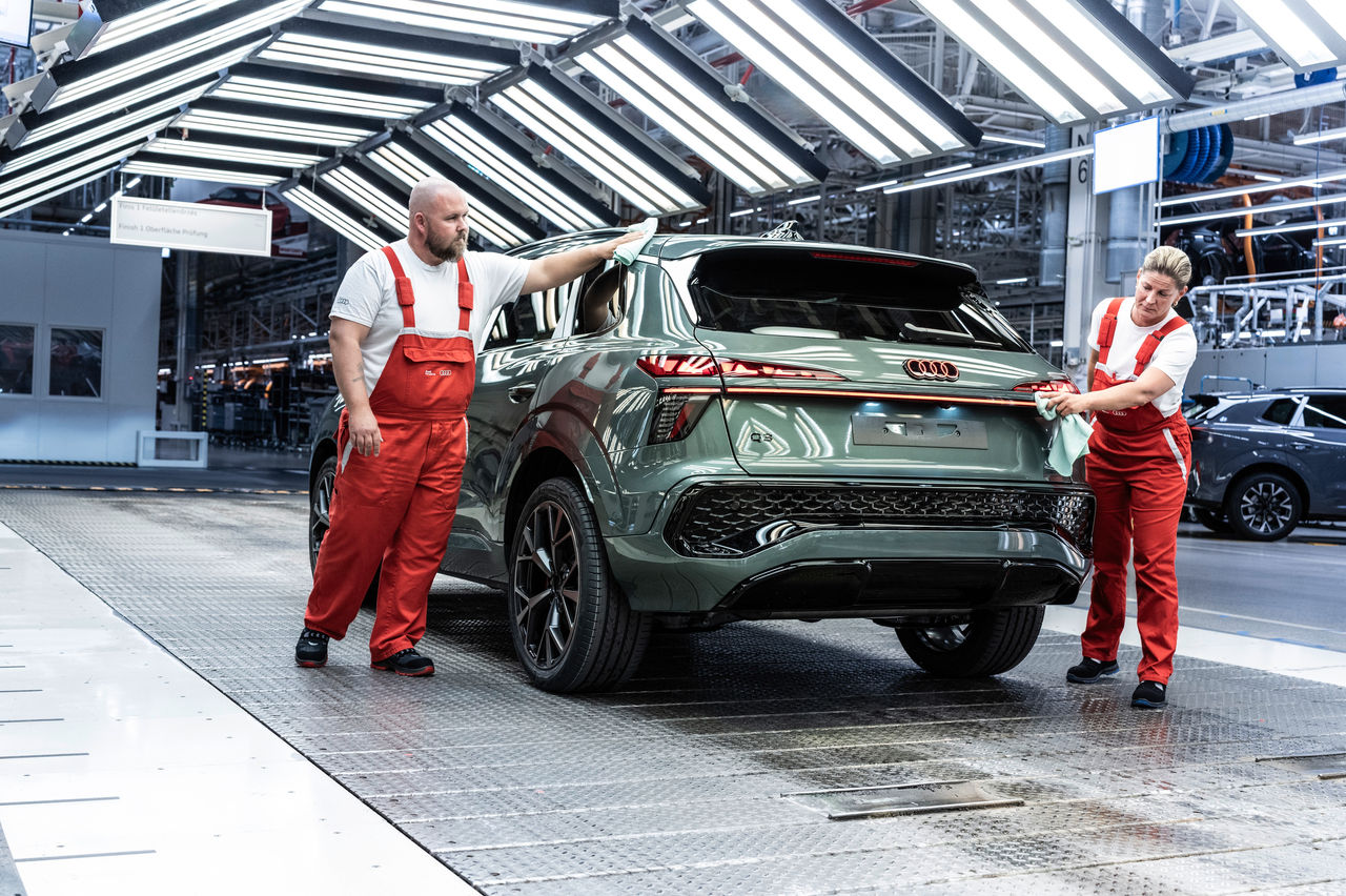 Audi Hungaria, Mitarbeitenden, Audi Q3